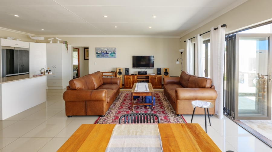 3 Bedroom Property for Sale in Struisbaai Western Cape